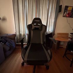 GT RACING GAMING CHAIR