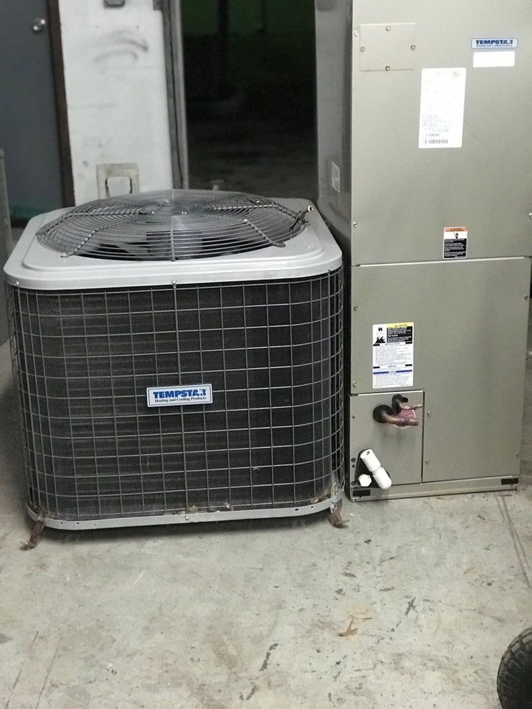 Package Units , Split Systems and Solo Condenser - Brand New and Preowned A/C Units
