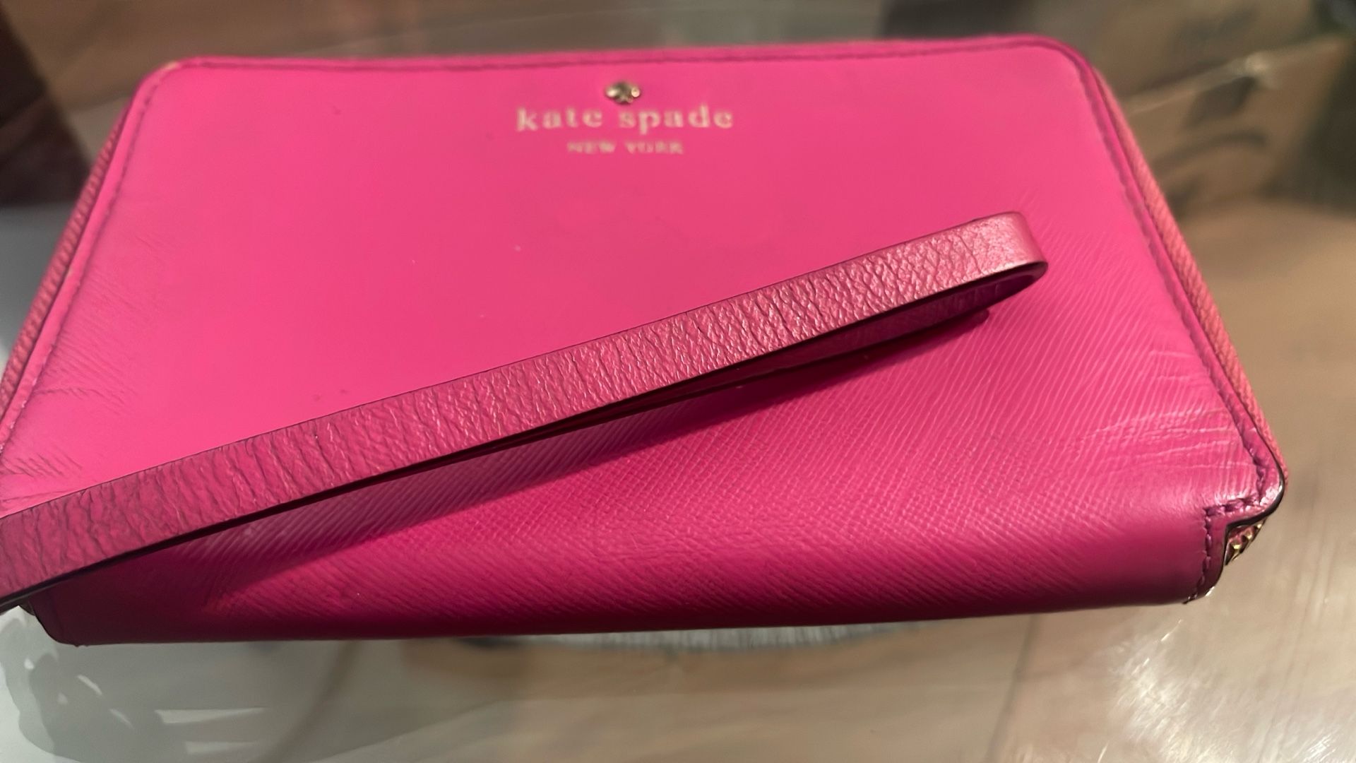 Cute Kate Spade Wristlet