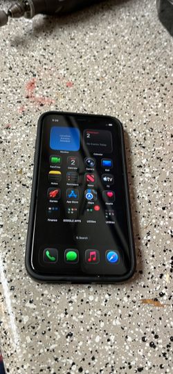 iPhone 11 64GB factory unlocked to any carrier
