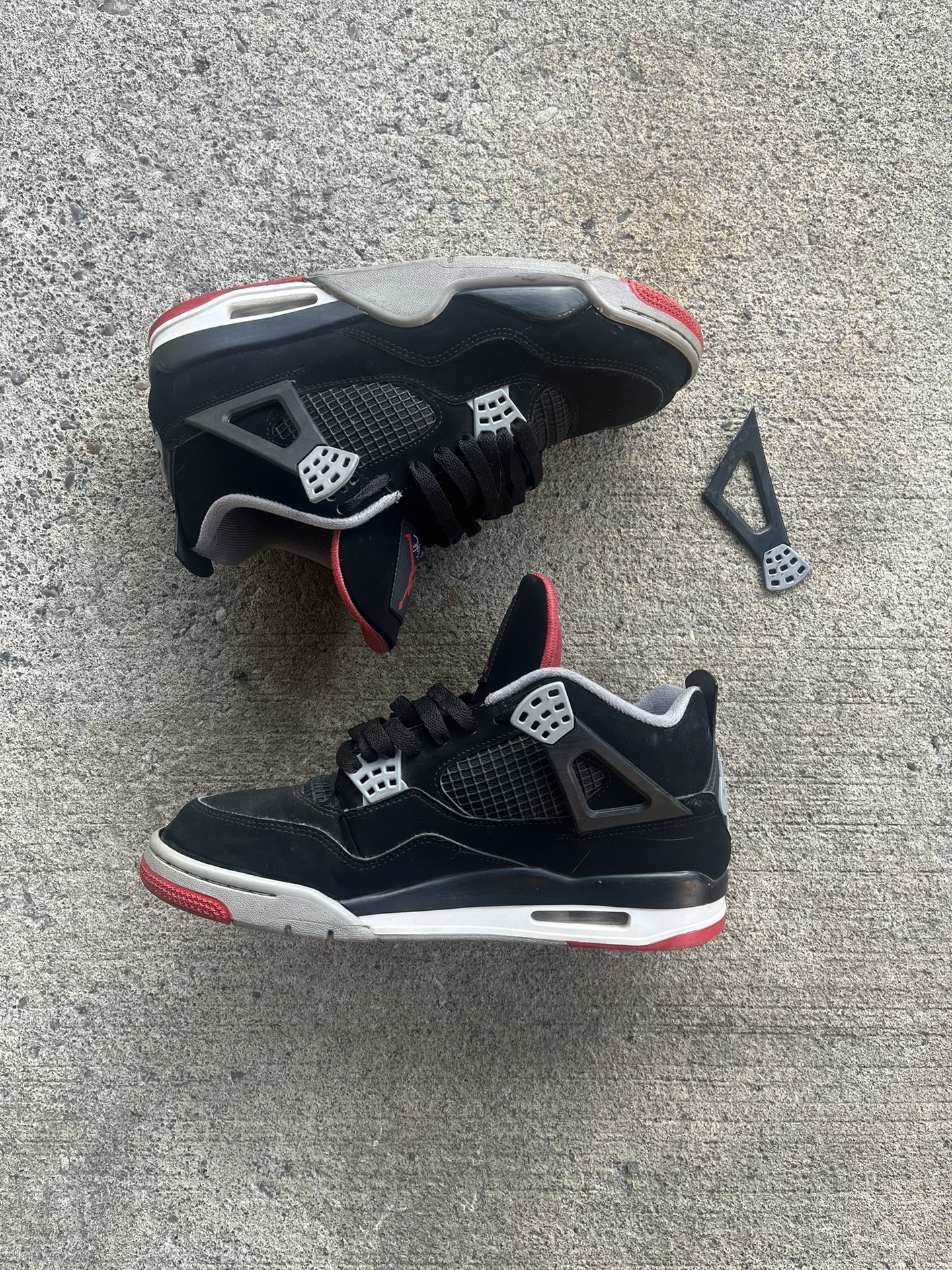 JORDAN 4 BRED‼️ SHOOT OFFERS📲