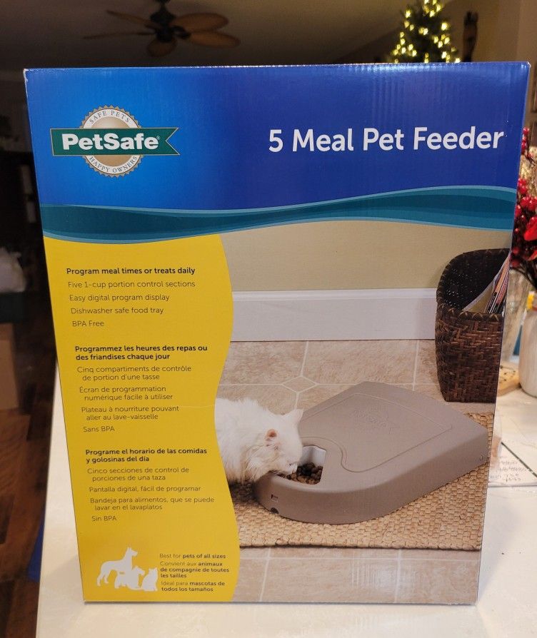 Programed 5 Meal Pet Feeder