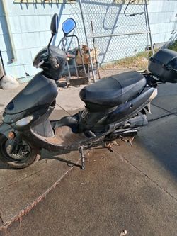 Tao tao moped