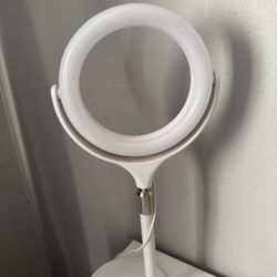 LED Ring Light w/ Stand – Adjustable – Great Condition