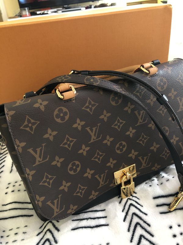 Authentic Louis Vuitton OnTheGo MM Bag for Sale in Santa Monica, CA -  OfferUp