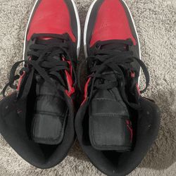 Jordan 1 (Banned) 2020