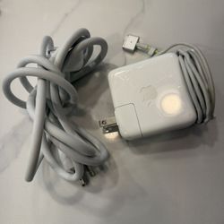 APPLE MACBOOK MAGSAFE CHARGER