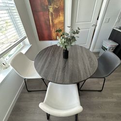 ⭐ “Modern Round Dining Table with 4 Chairs – Excellent Condition”