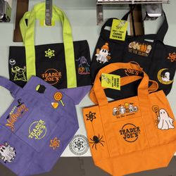 Trader Joe’s 2025 Halloween Bags – Limited Fall Edition Trick-or-Treat Collection