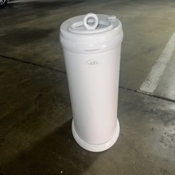 Ubbi Diaper Pail 