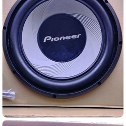 12” subwoofer Pioneer TS-A120S4E 12" 4-Ohm Single-Voice-Coil Subwoofer 400W RMS  - Black