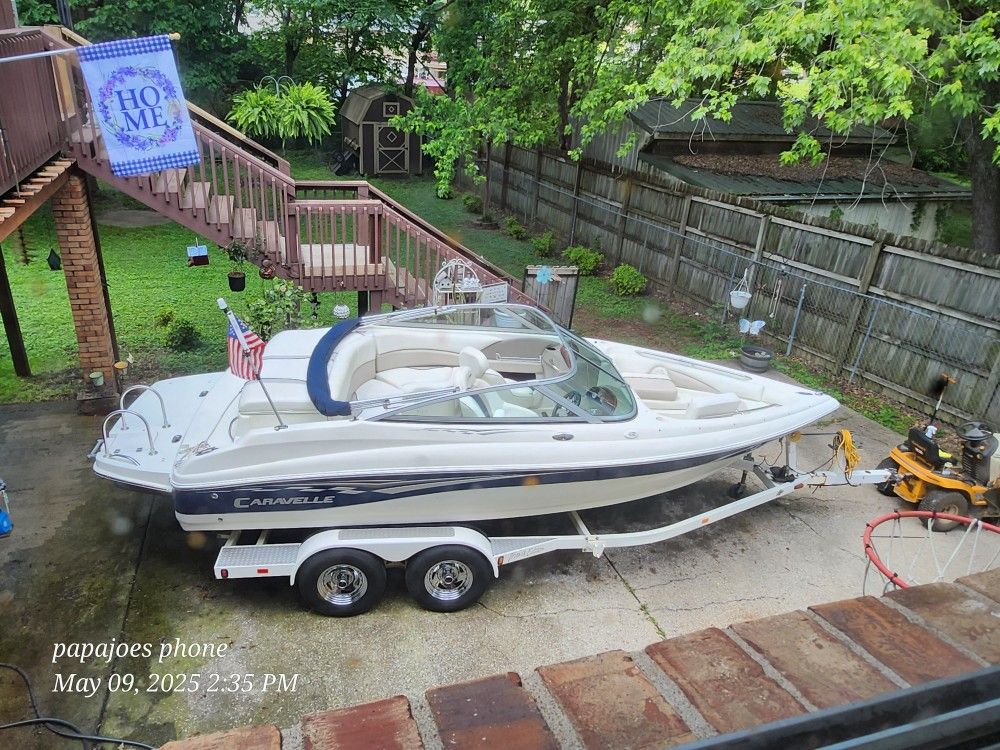 2004 Caravelle Bowrider 207