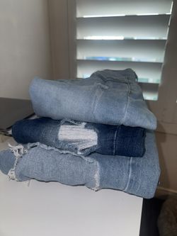 3 FASHION NOVA JEANS 