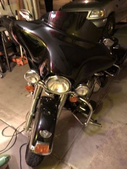 Harley Davidson 2003 anniversary edition FLHT Electra Glide Stage 1 kit with screaming eagle pipes. 20,503 miles call {contact info removed}