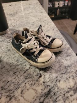 Toddler Converse Size 10