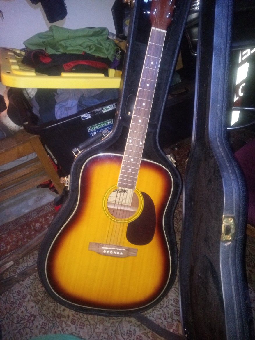 Acoustic Guitar Great Condition 