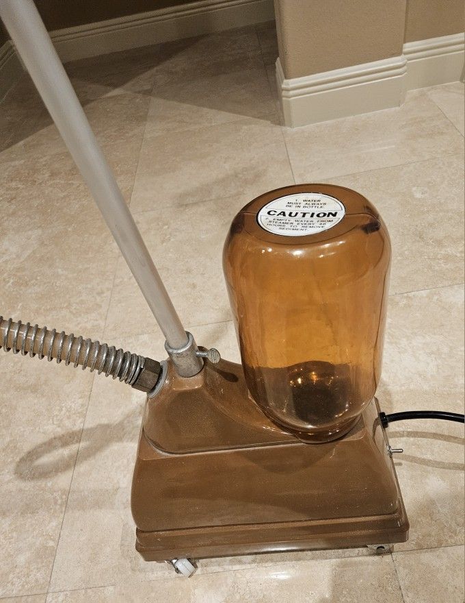 Misty Clothes Steamer with Pole/ Tested and Working
