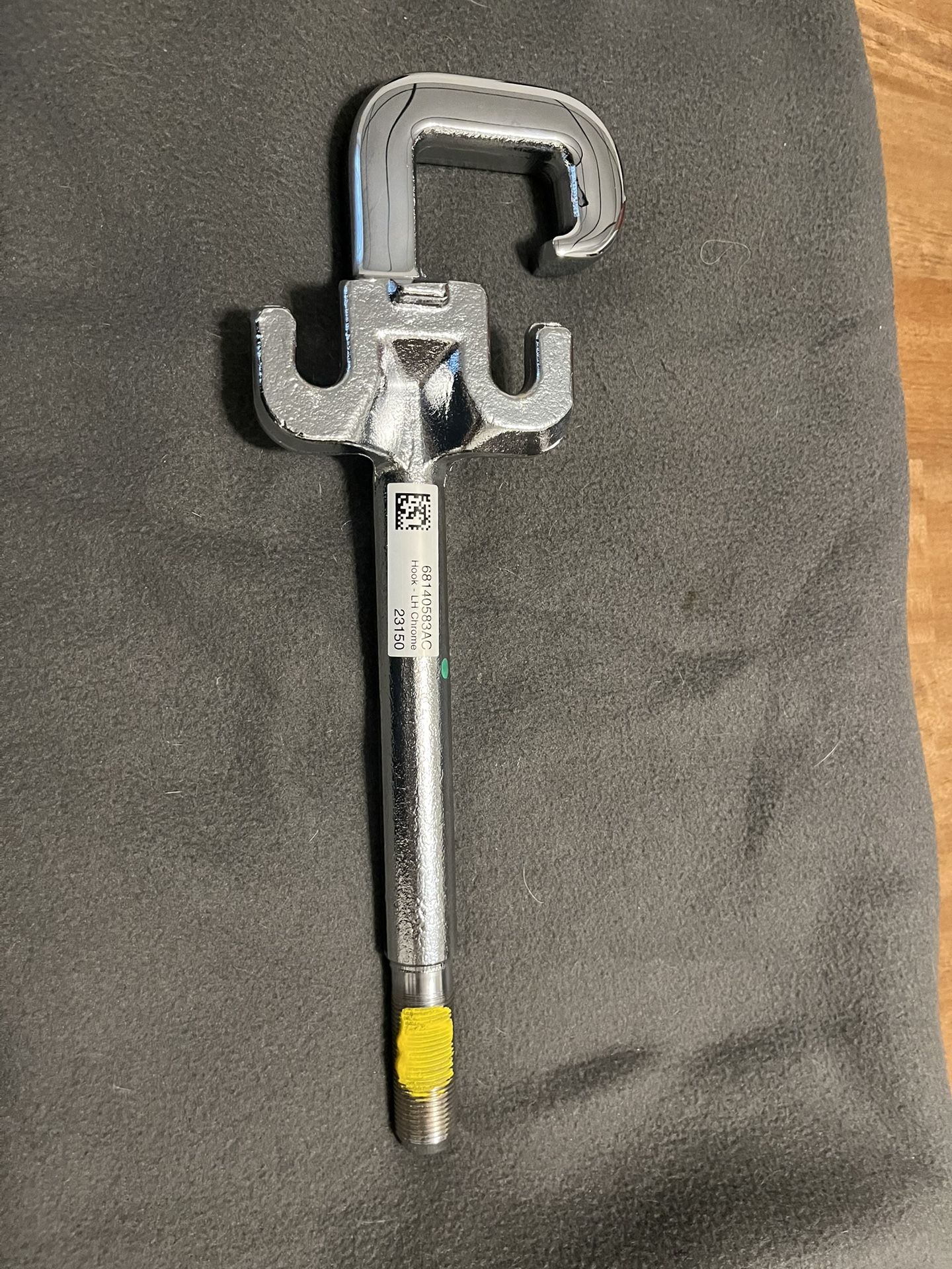 Genuine O.E.M Mopar Jeep Hook 12-21 Grand Cherokee