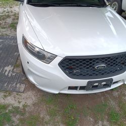 Ford Taurus 
