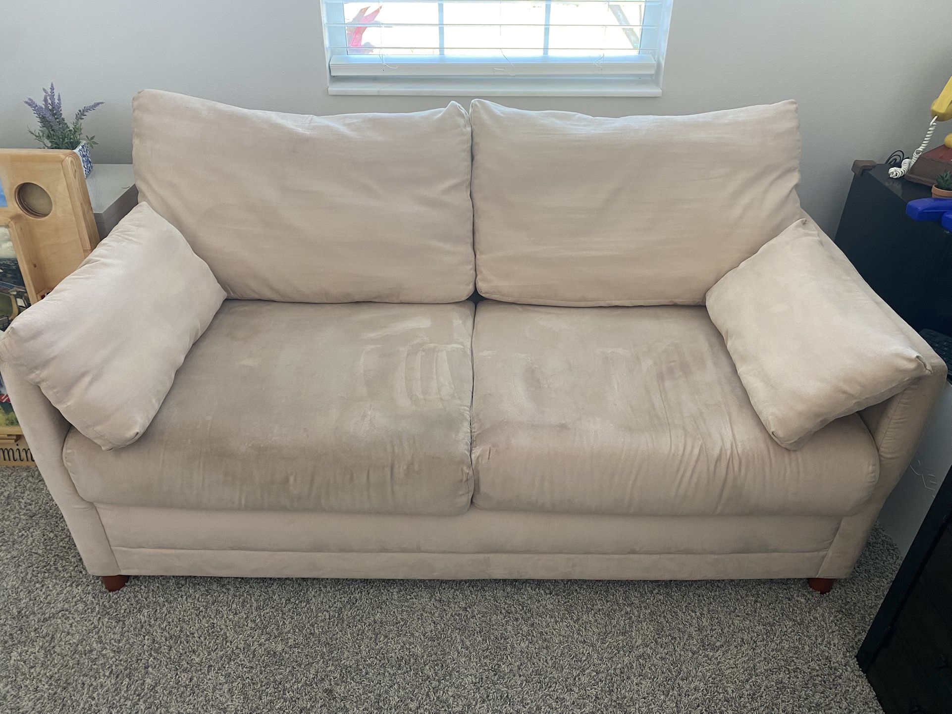 Full Sleeper Loveseat