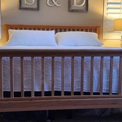 Solid Oak California King/King Bed Frame – Real Wood, Very Sturdy