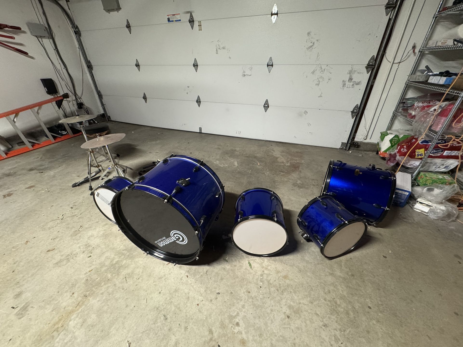 Full Size Gammon Drum Set + Drumsticks