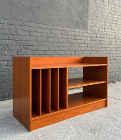 Vintage Danish Modern Mid Century Modern Teak Record Stand Shelf Media Console Entertainment Center
