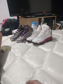 2 Pairs Air Jordan 13