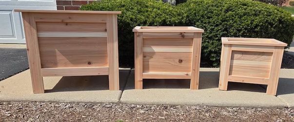 Handmade Cedar Raised Garden Planters | Small, Medium, Large & Extra Large | Custom Name Plate