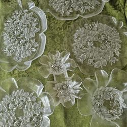 Mikasa Dining Set.  6 Pieces. 