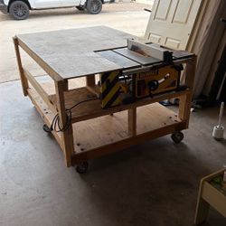 Table Saw Cut Station & Wood Working Table