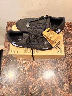 Brand new Nike phantom 6 low cleats size 10.5