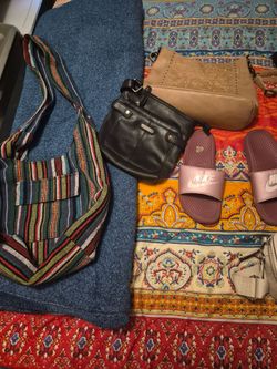 Womans purses, shoes