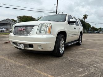 2011 GMC Yukon Denali