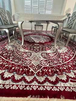 9x13 Luxury Velvet Area Rug – Soft, Elegant, Like New