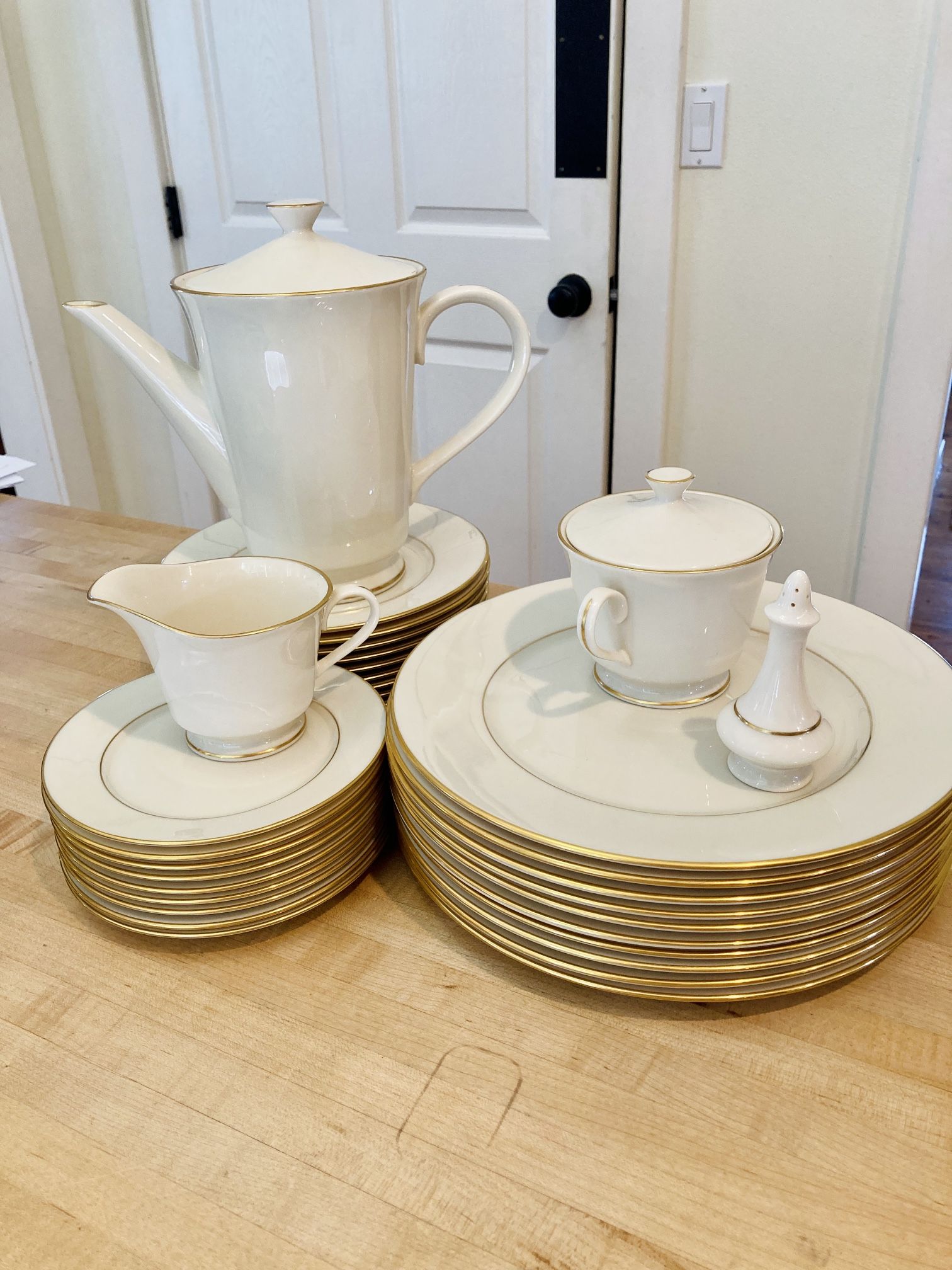 Lenox Hayworth Gold Teapot Sugar Creamer Shaker