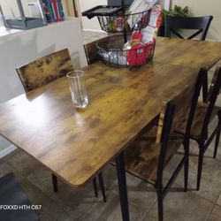 Kitchen Table And Chairs