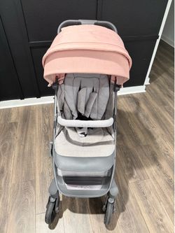 Nuna Tavo stroller in pink