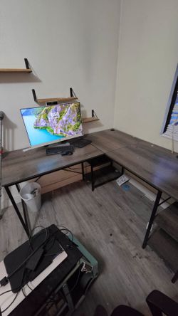 Computer desk, 5 row shelf and computer chair