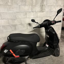 Vespa GTS 300