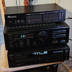 Vintage Stereo Equipment 