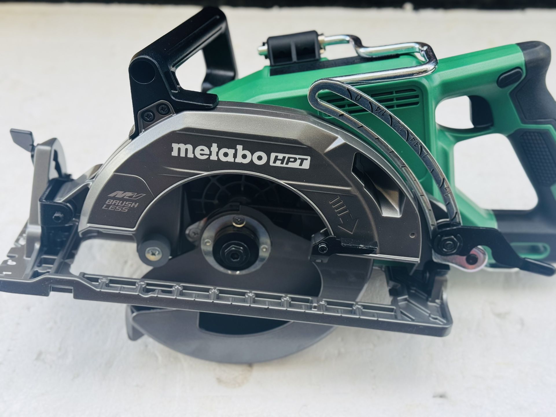 New! Metabo HPT C3607DWA 36V 7-1/4'' Cordless Rear Handle Circular Saw