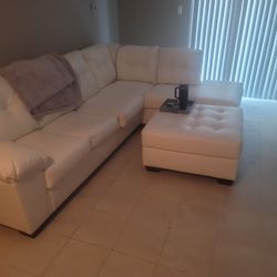 New White Leather Ottoman And Sectional And Queen Size Bed
