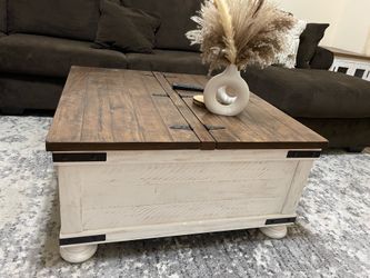 Brand new Coffee table, two side tables