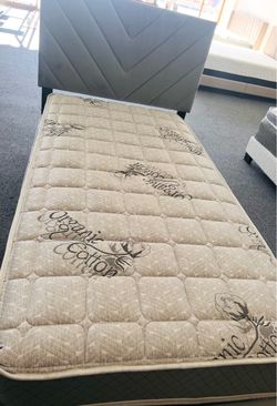 Twin mattress