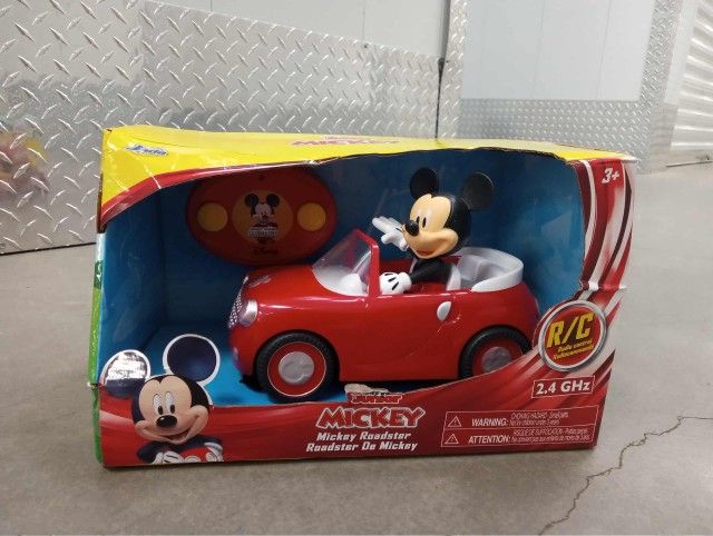 Mickey Race Car