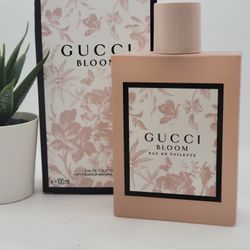 Gucci
 
Bloom Eau de Toilette

3.3 fl 