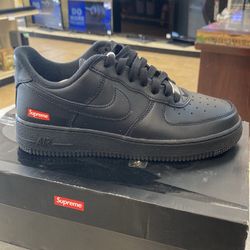 Supreme x Nike Air Force 1