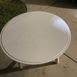 Round Coffee Table 