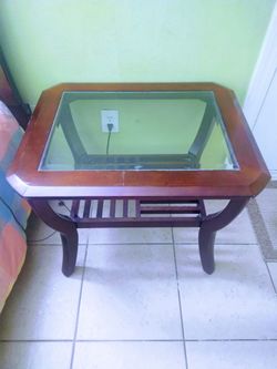 🚨side table 🚨